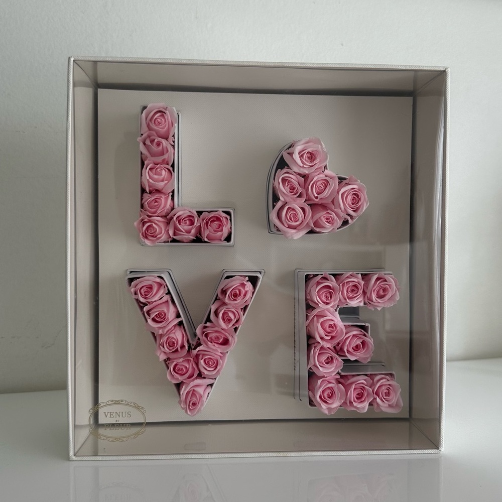 VENUS Pink Floral LOVE Art 2022